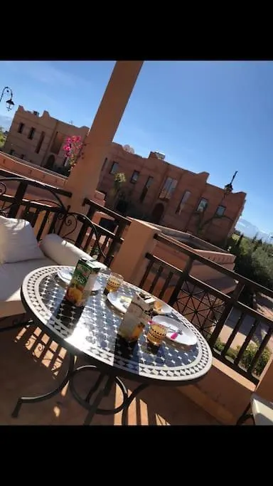 Daire Appartement Avec Vue Sur L'Atlas Et Piscine Marakeş
